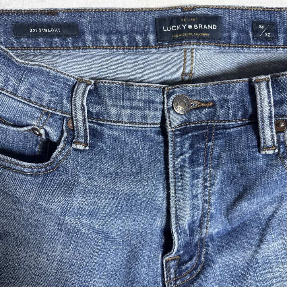 Lucky Brand 221 Straight Leg Jeans Mens 34x32 Light Wash Blue Denim 7MP1967T1